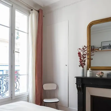 Nice And Bright 60 M With Wifi - Montmartre דירה פריז